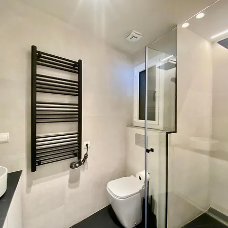 Paradise By Hello Homes Apartman *