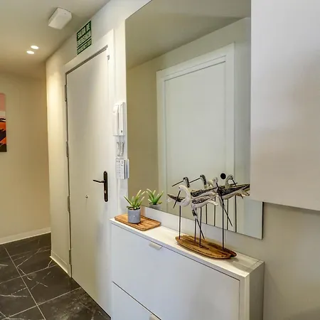 Paradise By Hello Homes Apartman *